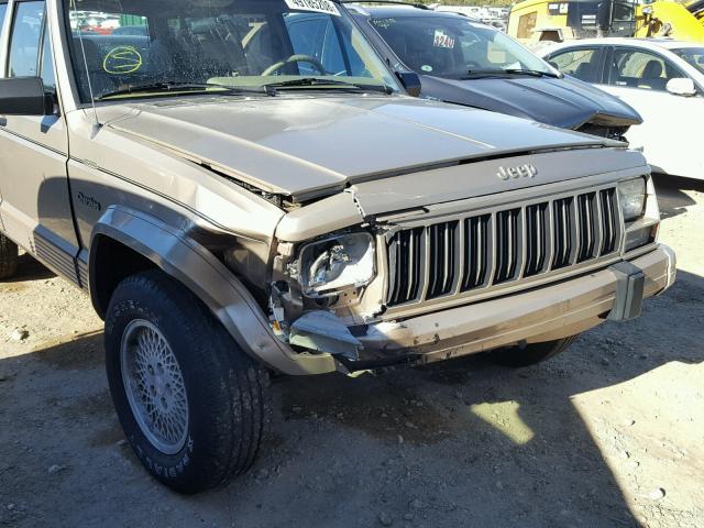 1J4FJ78S7RL188544 - 1994 JEEP CHEROKEE C BEIGE photo 9