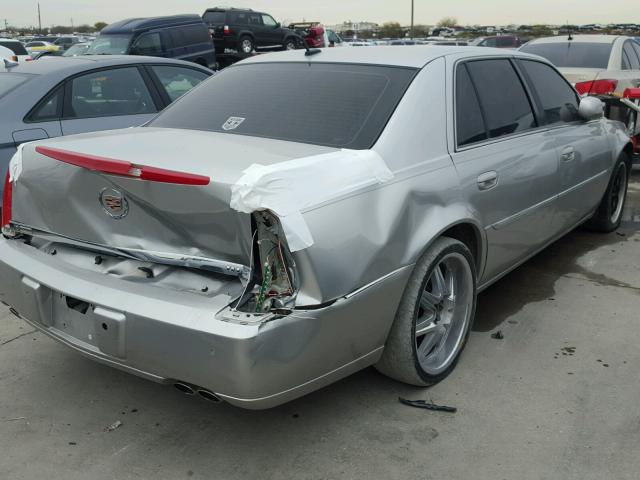 1G6KD57Y66U133646 - 2006 CADILLAC DTS SILVER photo 4