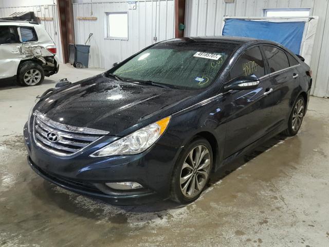 5NPEC4AC2EH927816 - 2014 HYUNDAI SONATA SE BLUE photo 2