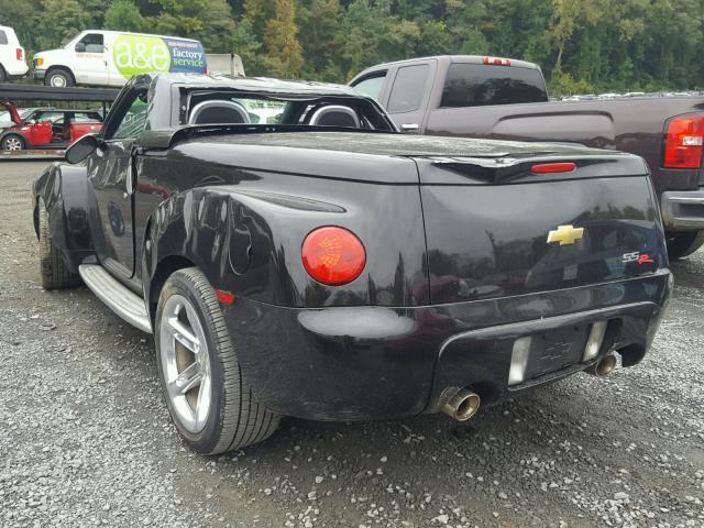 1GCES14P04B109632 - 2004 CHEVROLET SSR 黑色 照片 3