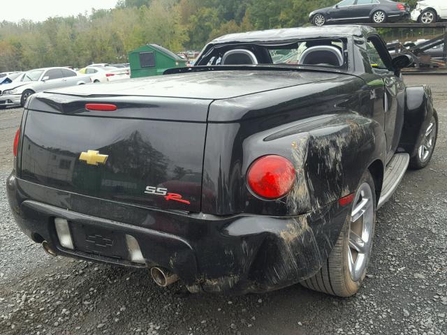 1GCES14P04B109632 - 2004 CHEVROLET SSR 黑色 照片 4