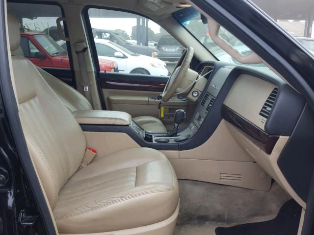 5LMEU68H55ZJ04843 - 2005 LINCOLN AVIATOR 黑色 照片 5