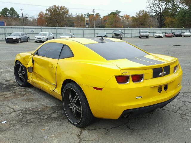 2G1FE1E38D9151175 - 2013 CHEVROLET CAMARO LS YELLOW photo 3