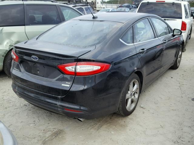 3FA6P0HDXGR320133 - 2016 FORD FUSION SE BLACK photo 4