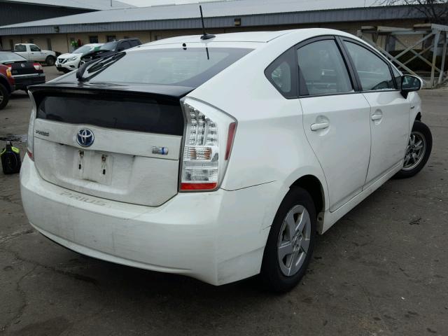 JTDKN3DU6A0056440 - 2010 TOYOTA PRIUS WHITE photo 4