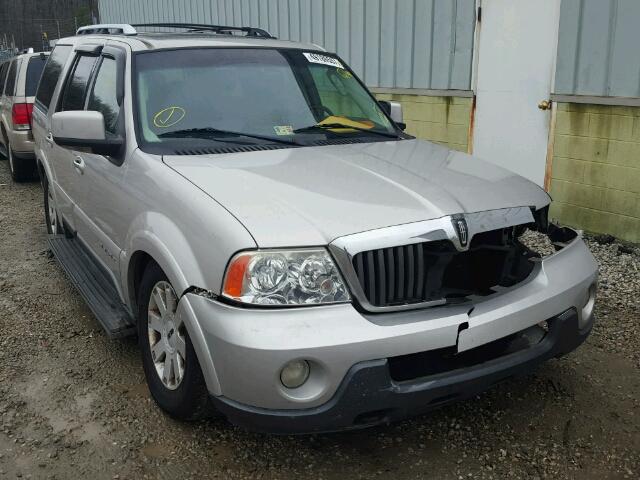 5LMFU28R33LJ16334 - 2003 LINCOLN NAVIGATOR SILVER photo 1