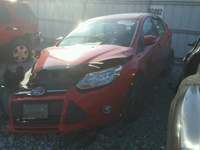 1FADP3F27DL122775 - 2013 FORD FOCUS SE RED photo 2