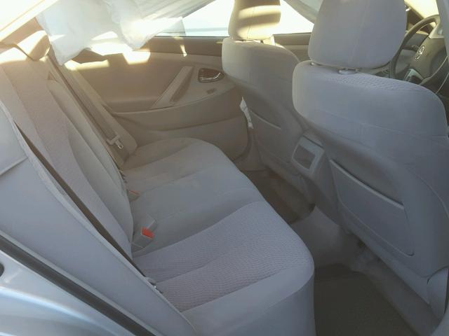 4T1BF3EK1BU168899 - 2011 TOYOTA CAMRY BASE SILVER photo 6