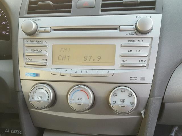 4T1BF3EK1BU168899 - 2011 TOYOTA CAMRY BASE SILVER photo 9