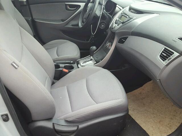 5NPDH4AE0DH206830 - 2013 HYUNDAI ELANTRA GL SILVER photo 5