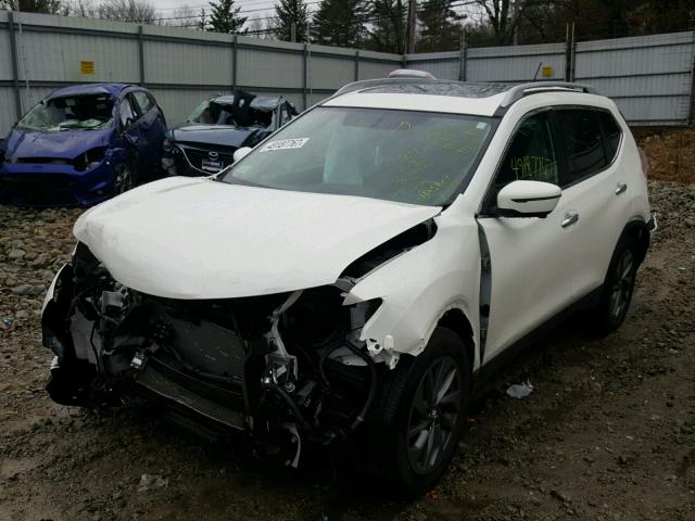 5N1AT2MV1GC766062 - 2016 NISSAN ROGUE S WHITE photo 2