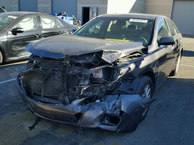 4T4BF3EK0BR189605 - 2011 TOYOTA CAMRY BASE CHARCOAL photo 2