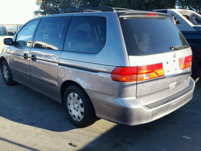 2HKRL1856YH508749 - 2000 HONDA ODYSSEY LX SILVER photo 3