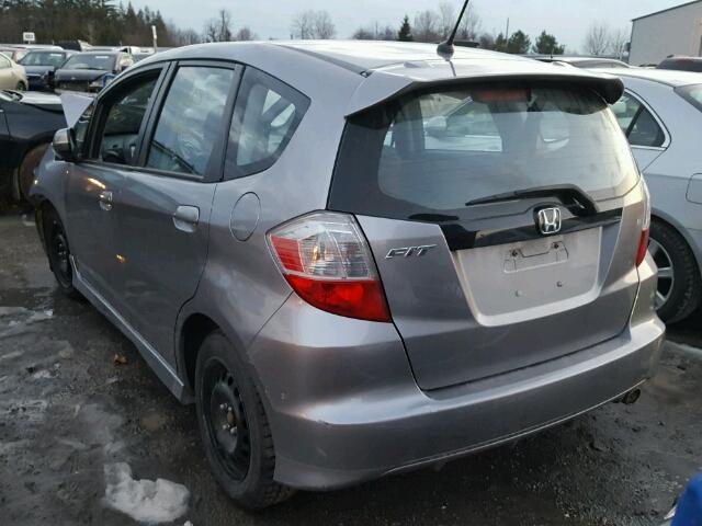 JHMGE88889S803888 - 2009 HONDA FIT SPORT GRAY photo 3