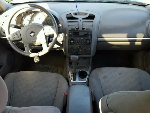 1G1ZT64804F157606 - 2004 CHEVROLET MALIBU MAX 银色 照片 9