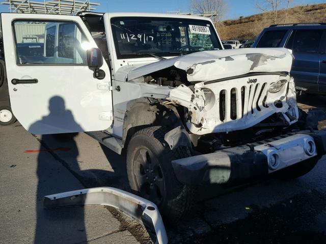 1C4BJWEGXFL757073 - 2015 JEEP WRANGLER U WHITE photo 1