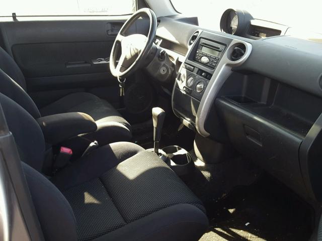 JTLKT324950174033 - 2005 TOYOTA SCION XB Сұр фото 5