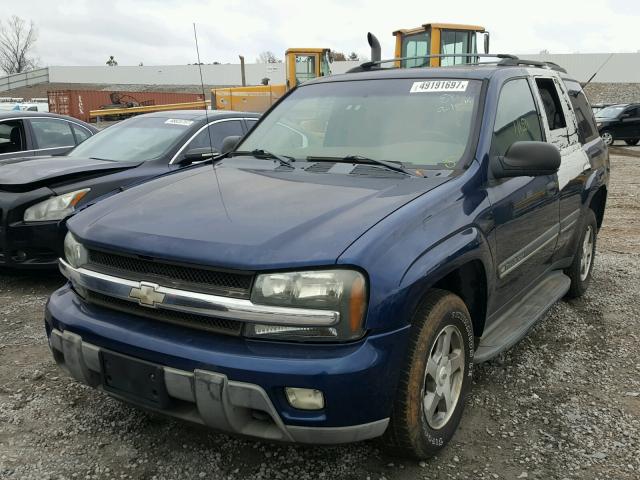 1GNDT13S122300267 - 2002 CHEVROLET TRAILBLAZE BLUE photo 2