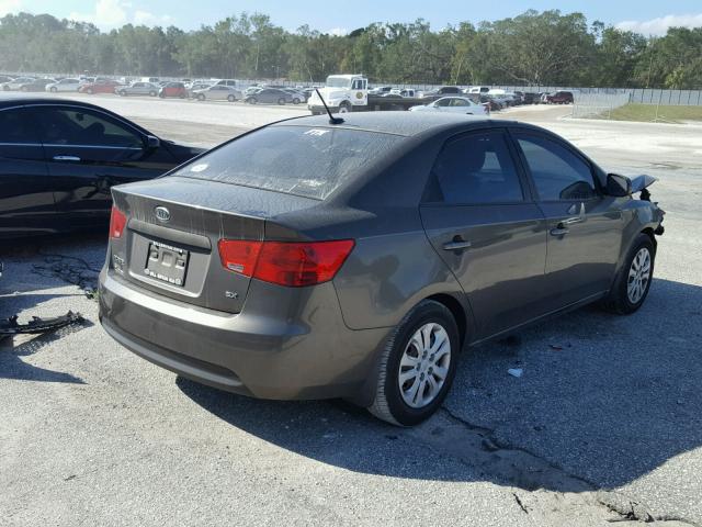 KNAFU4A28C5513524 - 2012 KIA FORTE EX BROWN photo 4