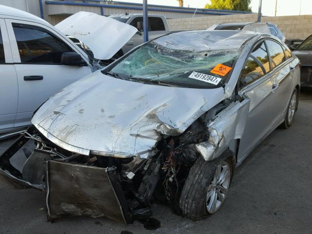 5NPEB4ACXDH674231 - 2013 HYUNDAI SONATA GLS SILVER photo 2