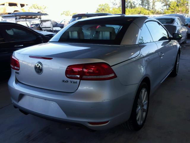 WVWBW7AHXCV001507 - 2012 VOLKSWAGEN EOS KOMFOR SILVER photo 4