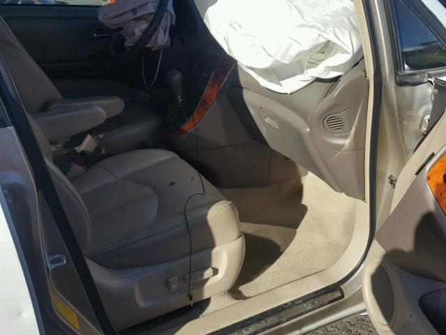 JTJGF10U120120296 - 2002 LEXUS RX 300 WHITE photo 5