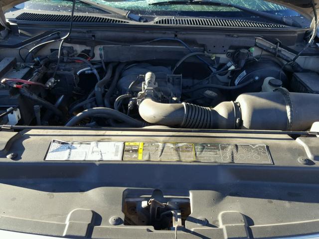 2FTRF07272CA71866 - 2002 FORD F150 SILVER photo 7