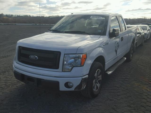 1FTFX1CF3DFD48308 - 2013 FORD F150 SUPER WHITE photo 2