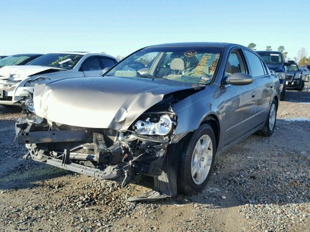 1N4AL11D62C136658 - 2002 NISSAN ALTIMA BAS GRAY photo 2