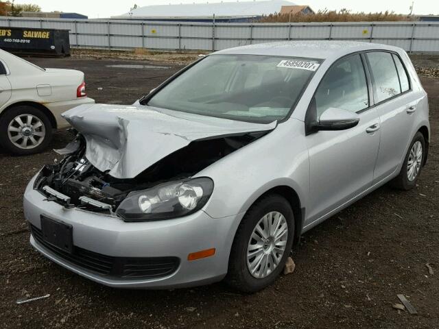 WVWDB7AJ9DW137453 - 2013 VOLKSWAGEN GOLF SILVER photo 2