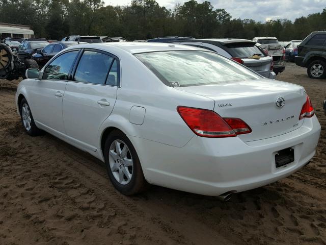 4T1BK3DB5AU359785 - 2010 TOYOTA AVALON XL WHITE photo 3