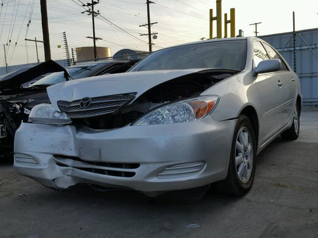 4T1BE30K02U584727 - 2002 TOYOTA CAMRY LE SILVER photo 2