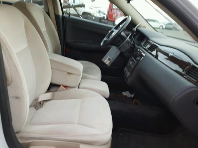 2G1WA5E31D1181927 - 2013 CHEVROLET IMPALA LS WHITE photo 5