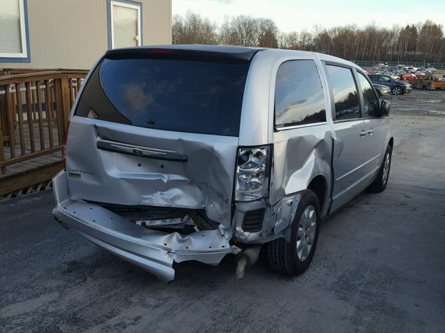 2A4RR4DE1AR108364 - 2010 CHRYSLER TOWN & COU SILVER photo 4