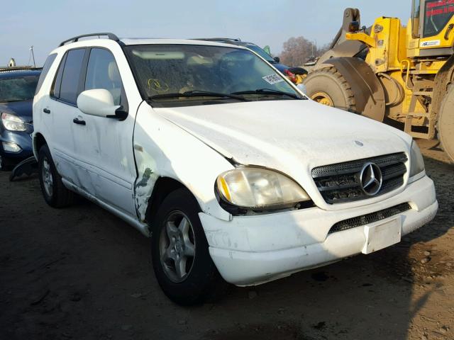 4JGAB54E31A238241 - 2001 MERCEDES-BENZ ML 320 WHITE photo 1