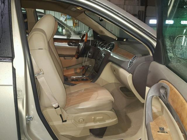 5GAKRDED6CJ125280 - 2012 BUICK ENCLAVE TAN photo 5