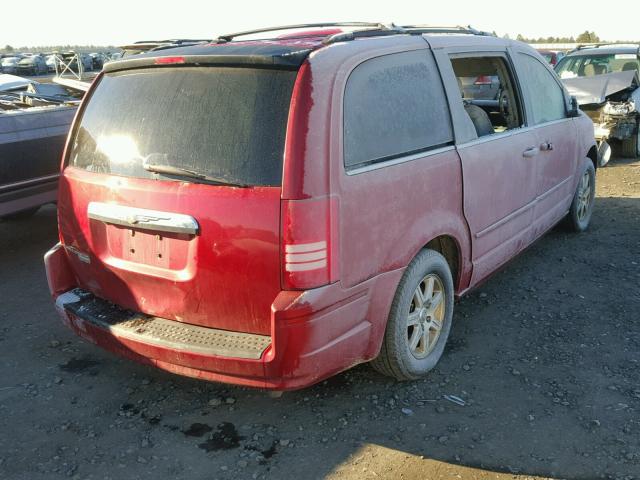 2A8HR54P28R621781 - 2008 CHRYSLER TOWN & COU RED photo 4