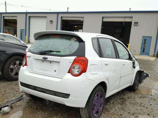 KL1TG6DEXBB262446 - 2011 CHEVROLET AVEO LT WHITE photo 4