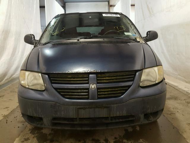 1D4GP25R67B111165 - 2007 DODGE CARAVAN SE BLUE photo 9