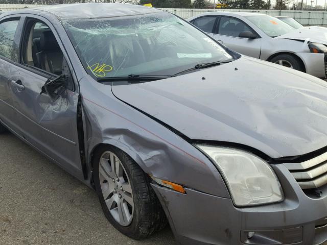 3FAHP07Z97R209868 - 2007 FORD FUSION SE SILVER photo 9