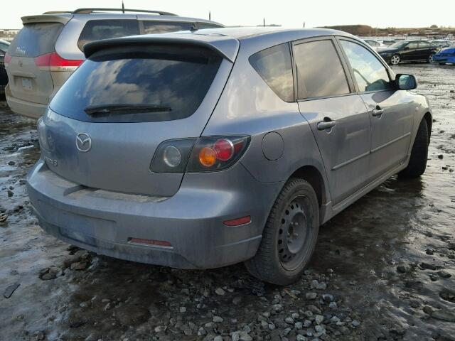 JM1BK143951342643 - 2005 MAZDA 3 HATCHBAC GRAY photo 4