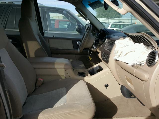 1FMRU15W03LA35232 - 2003 FORD EXPEDITION GOLD photo 5