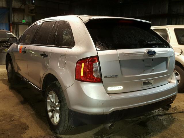 2FMDK3GC8DBB35711 - 2013 FORD EDGE SE SILVER photo 3