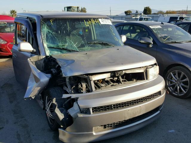 JTLKT324340149997 - 2004 TOYOTA SCION XB GRAY photo 1