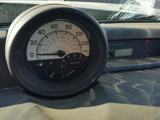 JTLKT324340149997 - 2004 TOYOTA SCION XB GRAY photo 8