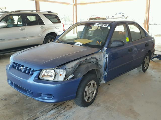 KMHCG45C42U282993 - 2002 HYUNDAI ACCENT GL BLUE photo 2