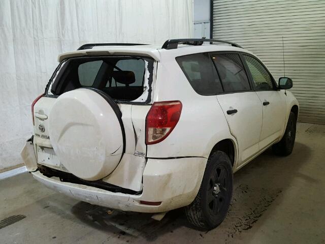 JTMBD33V686070097 - 2008 TOYOTA RAV4 WHITE photo 4