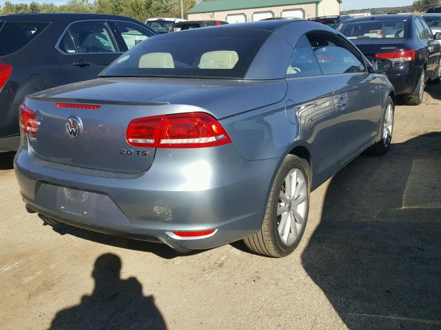 WVWBW7AH0CV015349 - 2012 VOLKSWAGEN EOS KOMFOR ლურჯი ფოტო 4