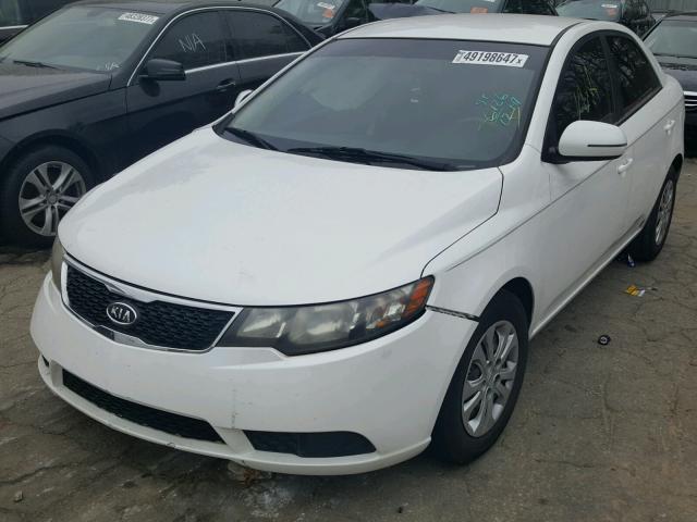 KNAFU4A27B5366126 - 2011 KIA FORTE EX WHITE photo 2