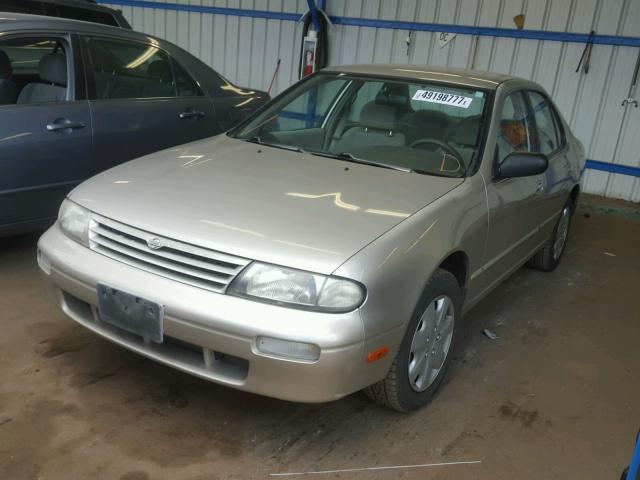 1N4BU31D9VC186844 - 1997 NISSAN ALTIMA XE BEIGE photo 2